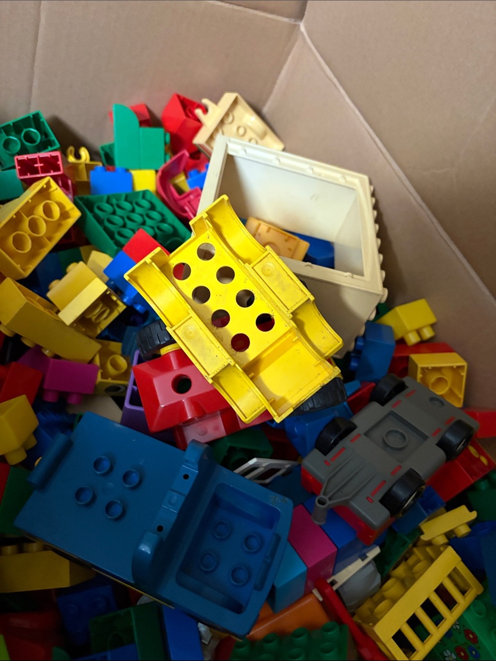 Classic Interlocking Building Blocks Set - Multicolor - Picture 8 of 9